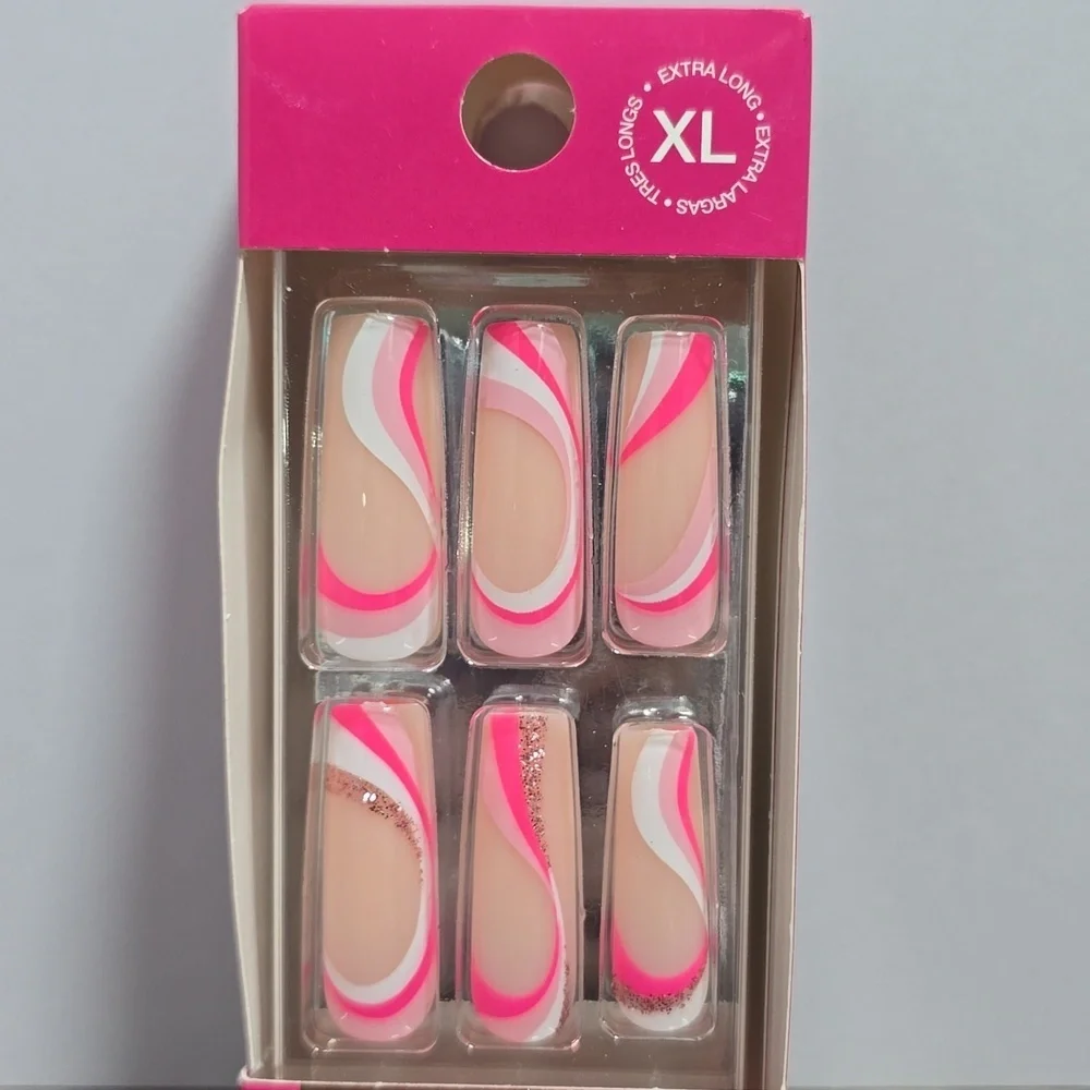 Dashing Diva NailBliss Salon Gel Nails Extra Long Length Brand New Nude Pink